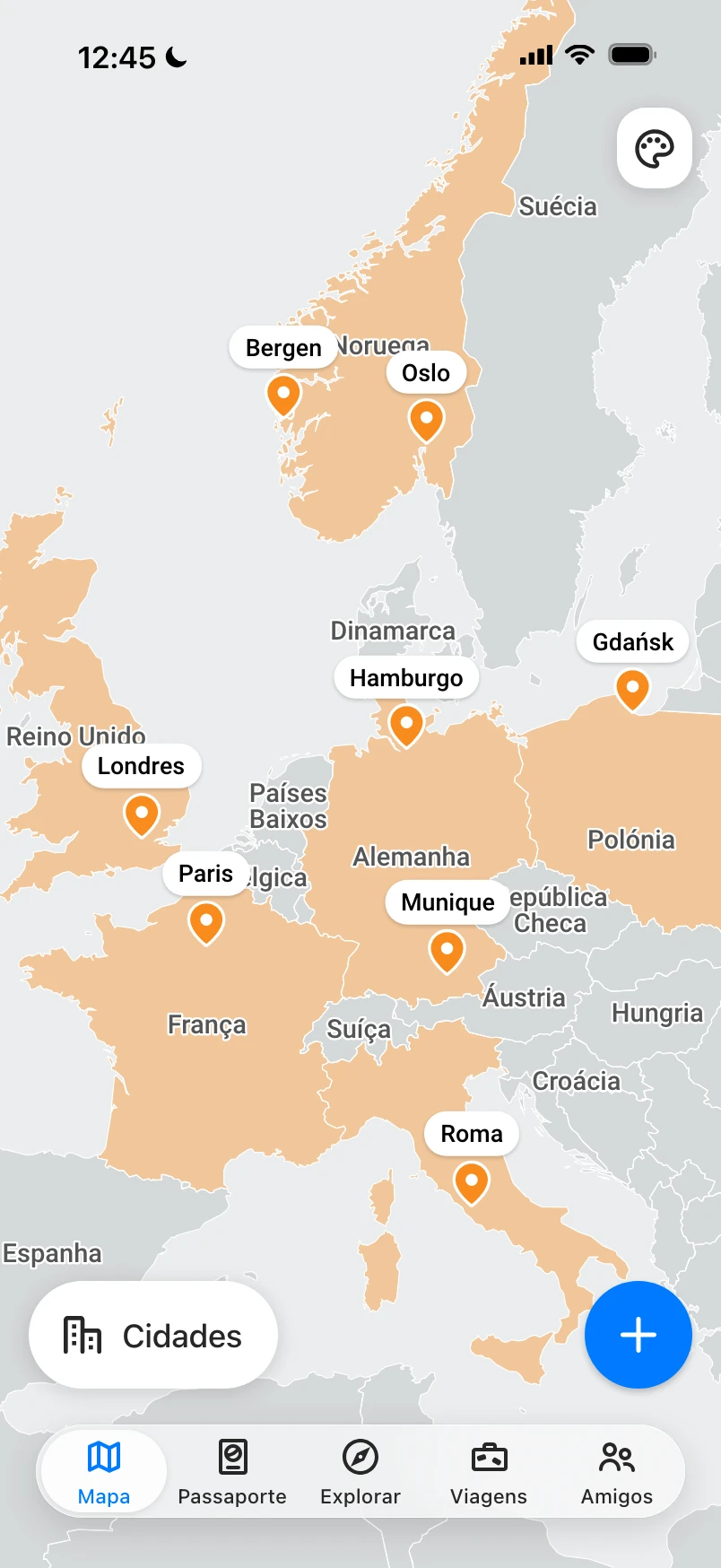 Mapa da Europa no modo cidades, com as cidades visitadas marcadas por pontos laranja